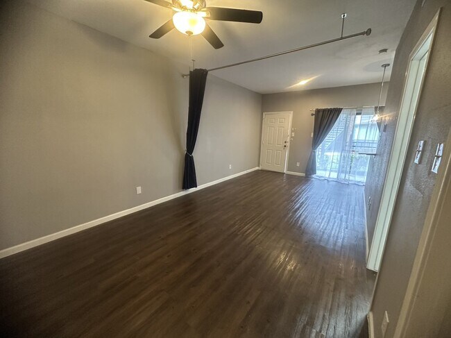Foto del edificio - 8800 Westplace Dr