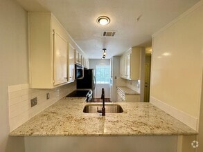 Building Photo - 1804 Capital Pkwy