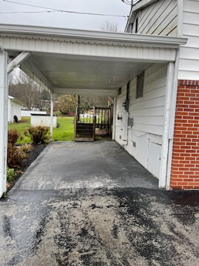 Foto del edificio - 749 W Union Valley Rd