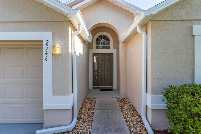 Foto del edificio - 2546 Crown Ridge Cir
