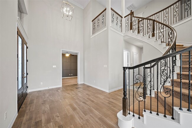 Foto del edificio - 2823 Maple Oak Ln
