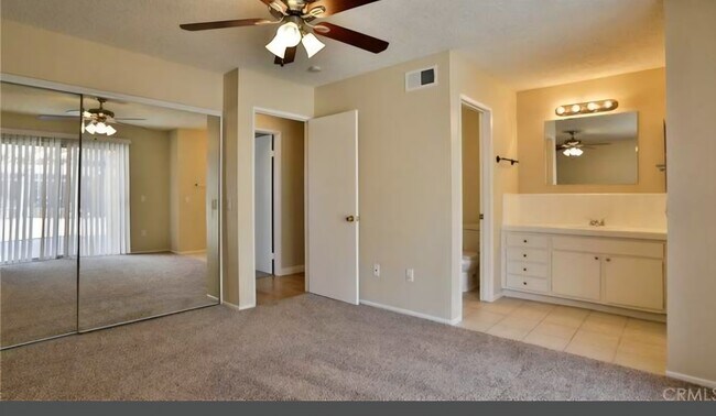 Foto del edificio - 5835 Norman Way
