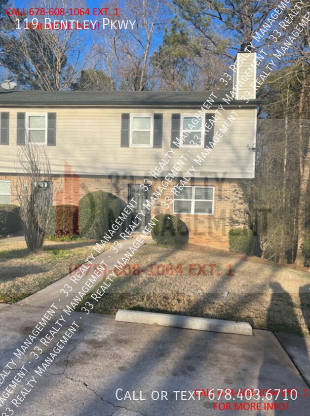 Primary Photo - Adorable 3BR/2.5 Bath Duplex walking dista...