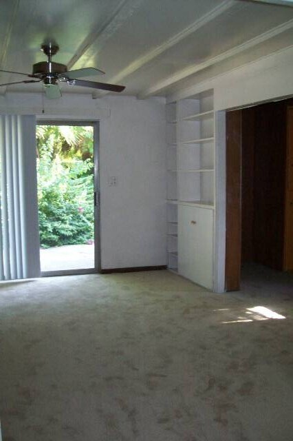 Building Photo - 129 E Vista del Cerro Dr