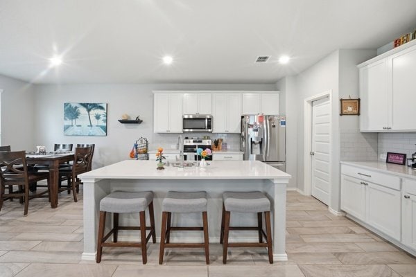 Foto del edificio - 2405 Ayers Dr