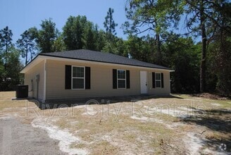 Building Photo - 5625 Overlook Dr E