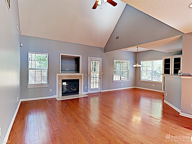 Building Photo - 11755 Sawgrass Ct