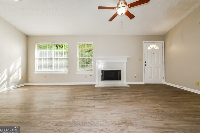 Foto del edificio - 202 Adam Cir