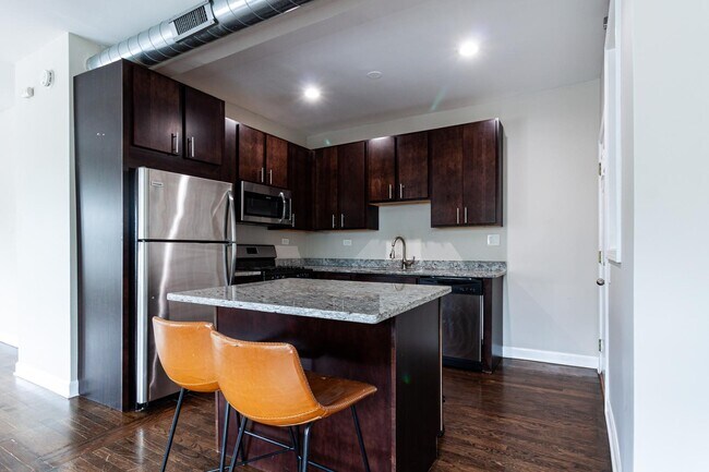 Foto del edificio - 1604 W Berwyn Ave