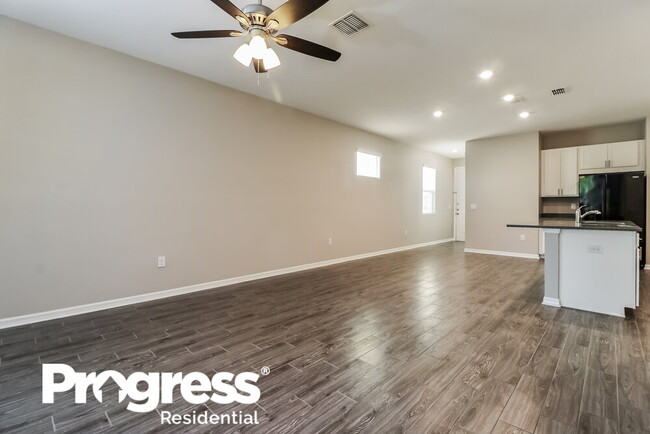 Building Photo - 7491 Ashcroft Dr