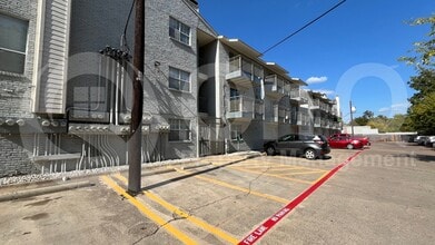 Building Photo - 4502 Gaston Ave