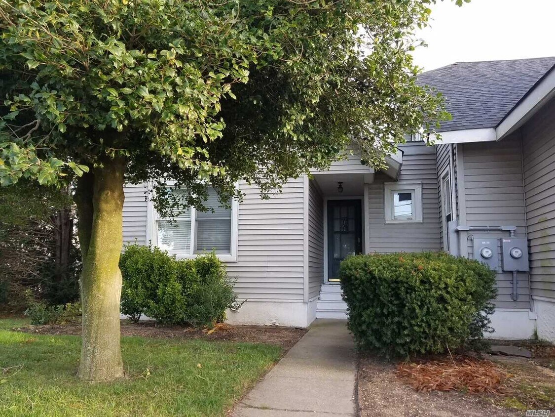 Foto principal - 67 Waterford Rd