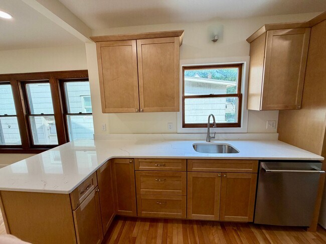 Foto del edificio - 730 1st St NW