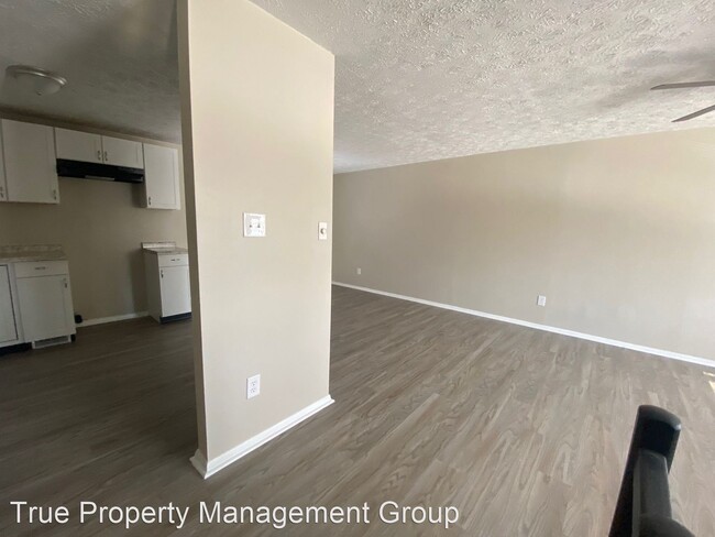 Foto del edificio - 3 br, 1.5 bath House - 10316 Woodhaven Circle