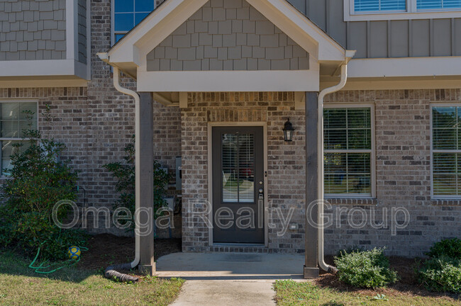 Building Photo - 547 Polo Way