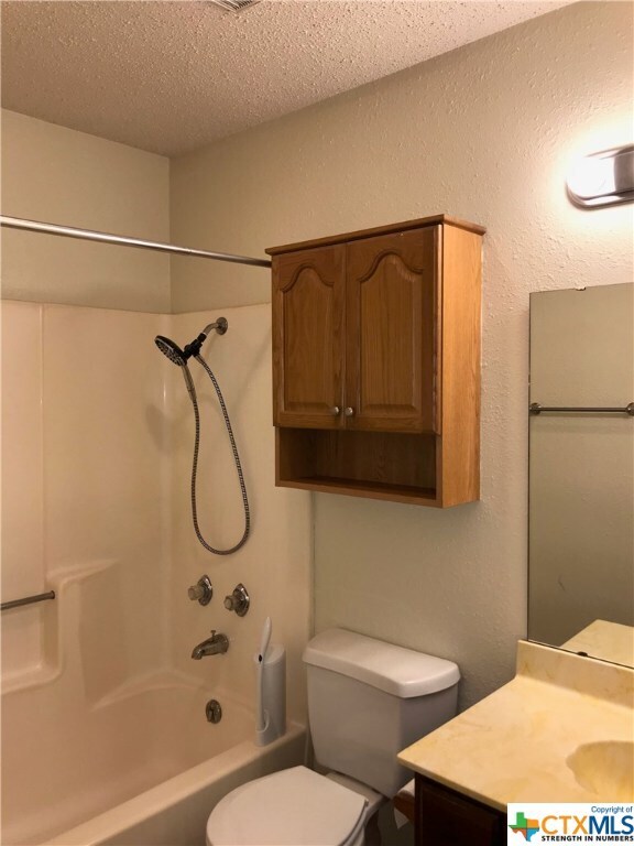 Building Photo - 501 Whitetail Dr