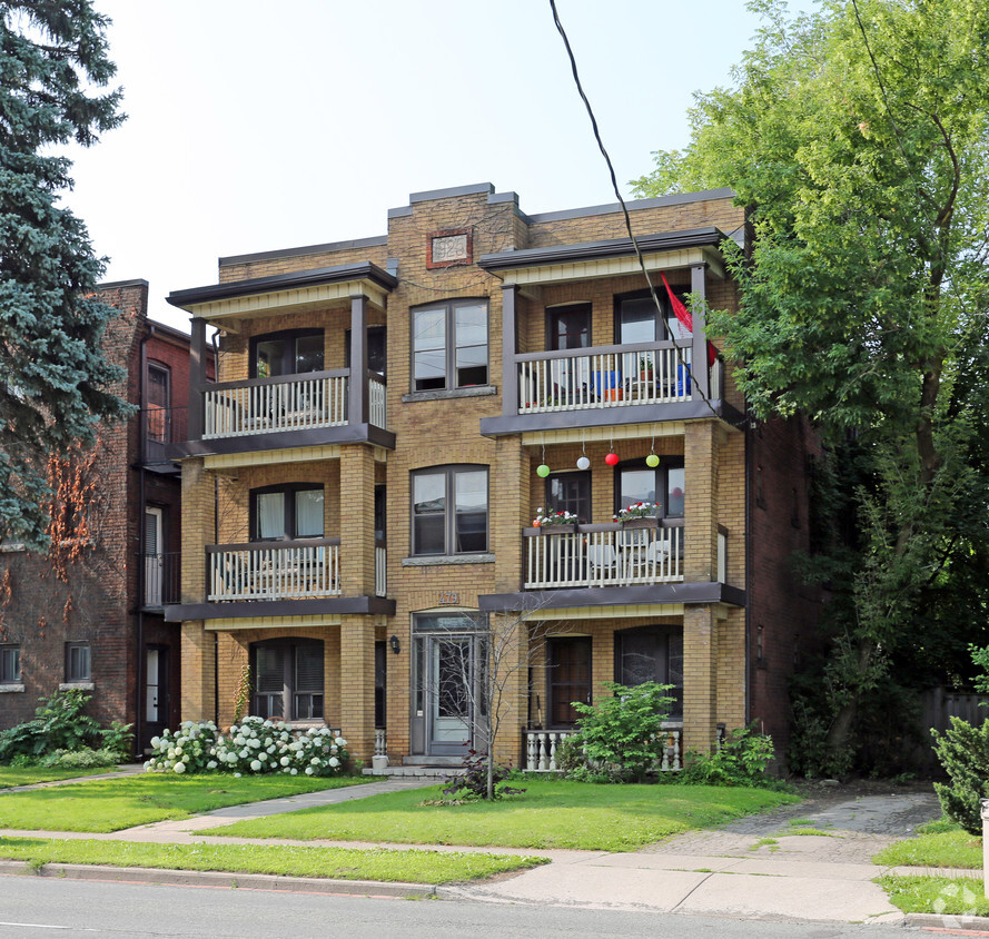 Primary Photo - 479 Aberdeen Ave