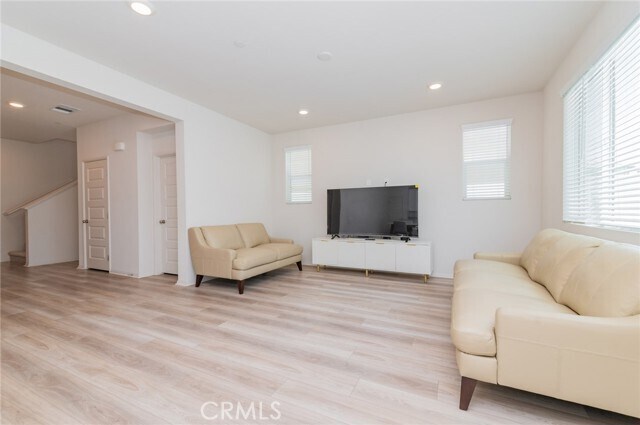 Foto del edificio - 40277 Birchfield Dr