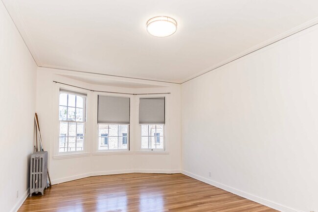Foto del edificio - 2625 Franklin St
