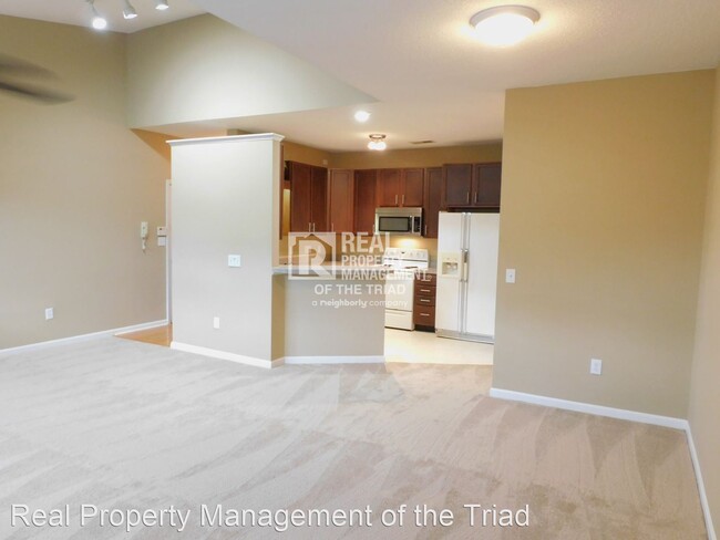 Building Photo - 2 br, 2 bath House - 3004-K Greystone Pointe