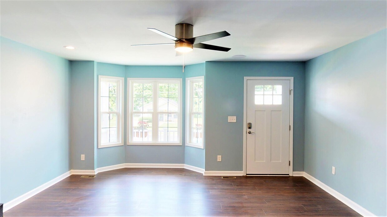 Foto principal - 642 Jackson St