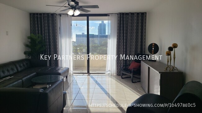 Foto del edificio - 2500 Parkview Dr