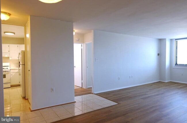 Building Photo - 801 N Pitt St