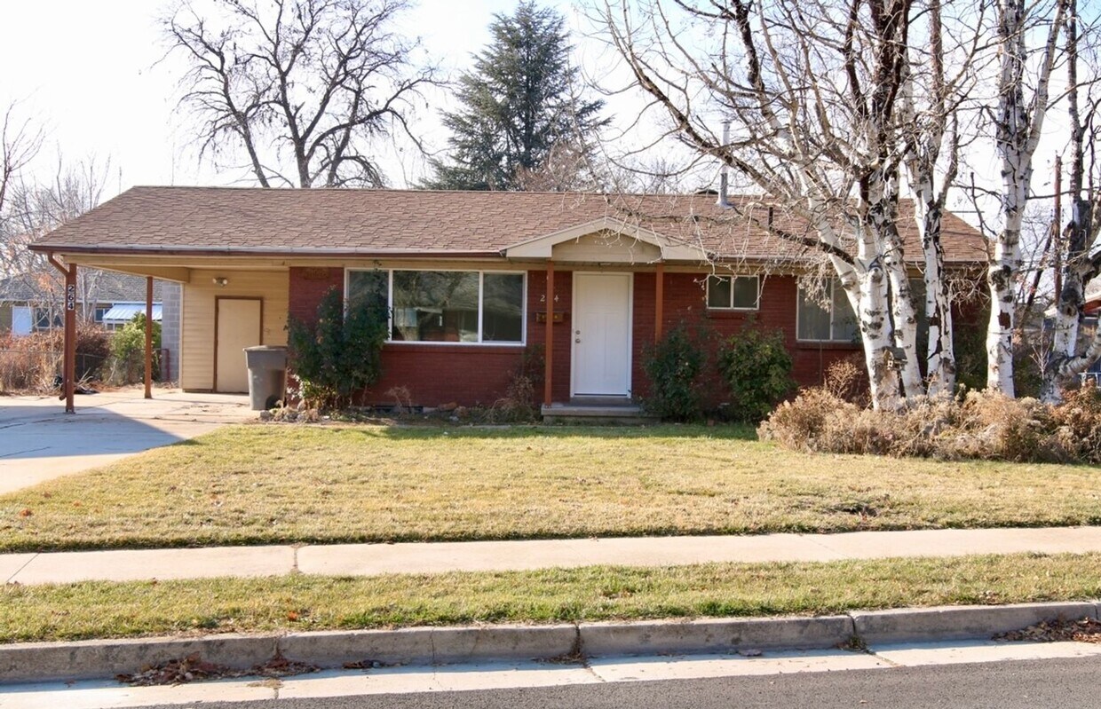 Lovely Home With A Huge For Rent House Rental in American