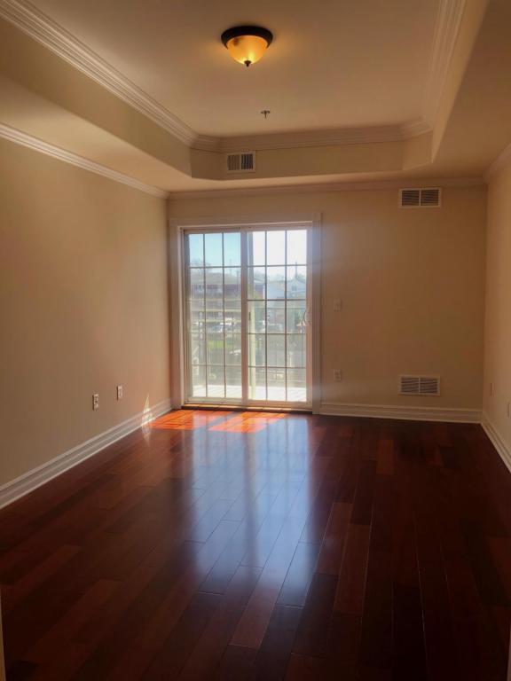 Foto del edificio - 524 Maple Ave