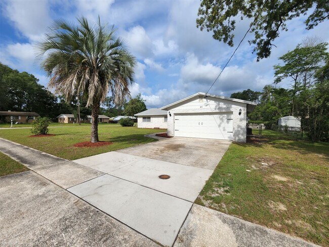 Foto del edificio - 4 br, 2 bath House - 415 Taurus Lane