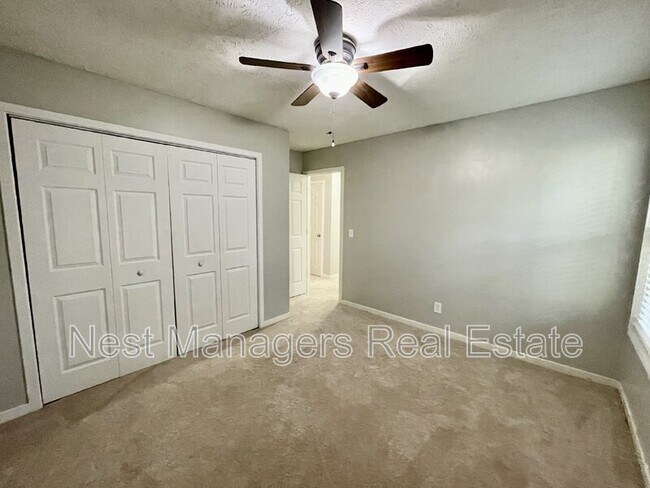 Building Photo - 418 Watergap Dr