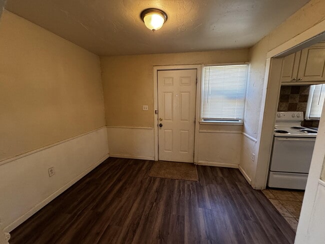 Building Photo - 3107 Avenue U