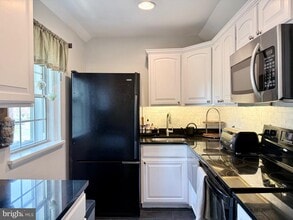 Building Photo - 4628 36th St S