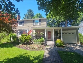 Building Photo - 50 Greenview Dr