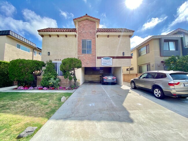 Foto del edificio - 3532 Keystone Av