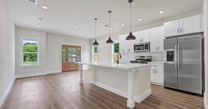 Building Photo - 204 Booker T Washington St