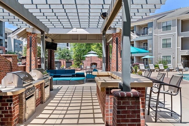 C243050_Wesley_Village_GRILLS_02 - Wesley Village