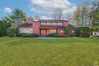 Building Photo - 8 Mondavi Ln