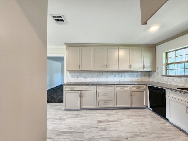 Building Photo - 8033 Turquoise Ln