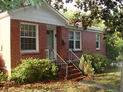 Primary Photo - 416 E Magnolia Dr