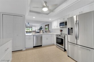 Building Photo - 16466 Timberlakes Dr