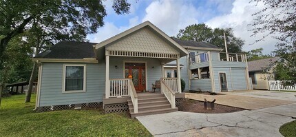Building Photo - 409 Perkins Ave