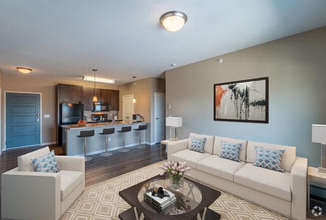 Building Photo - Latitude Apartments