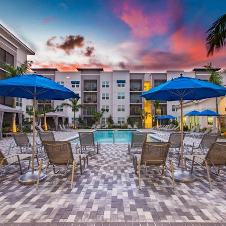 Foto principal - 7140 Okeechobee Blvd