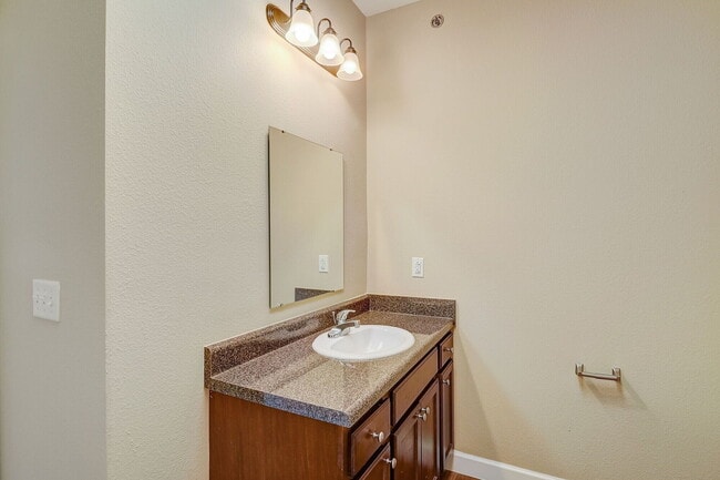 Interior Photo - Heights at Delaware Ridge