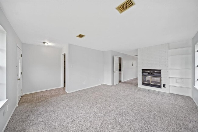 Building Photo - 3203 Milburn St