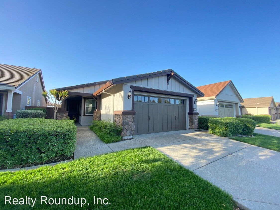 2 br, 2 bath House 7820 Barnsley Way House Rental in Elk Grove, CA