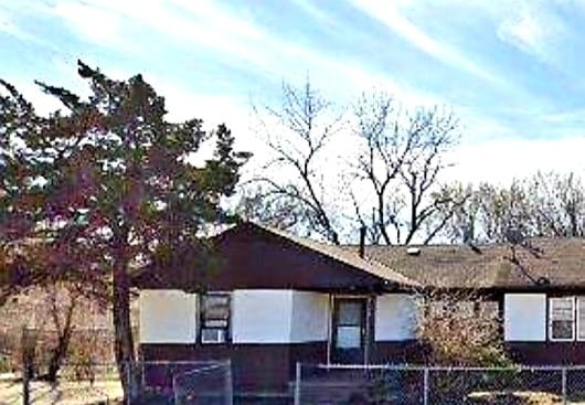 Building Photo - 2005 E Elm St