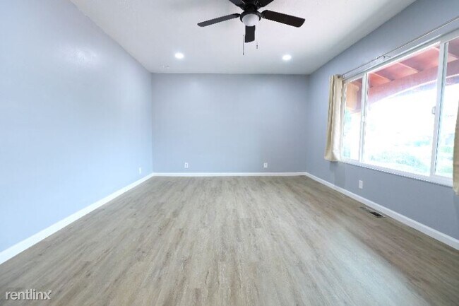 Building Photo - 3 br, 2 bath House - 3076 Chippenham Drive