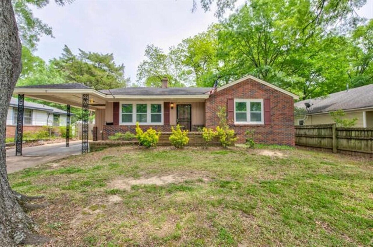 Primary Photo - 428 N Mendenhall Rd